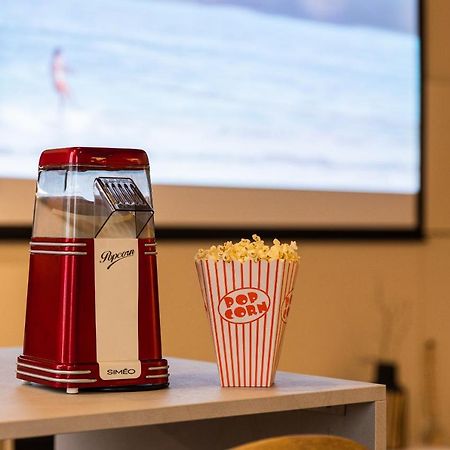 Host Inn Le Lumiere Spa & Cinema Лион Екстериор снимка