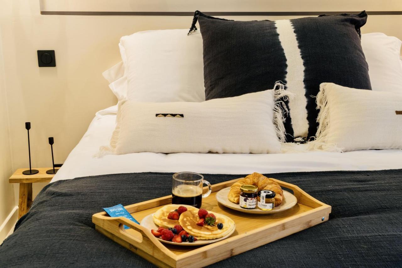 Host Inn Le Lumiere Spa & Cinema Лион Екстериор снимка