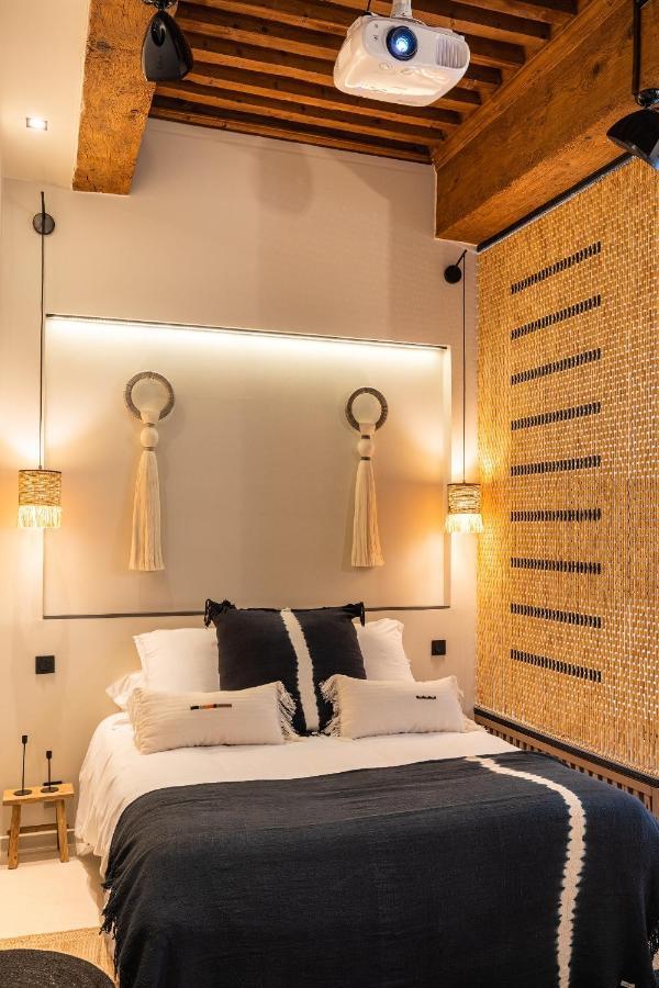 Host Inn Le Lumiere Spa & Cinema Лион Екстериор снимка