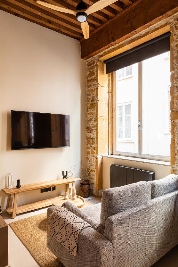 Host Inn Le Lumiere Spa & Cinema Лион Екстериор снимка